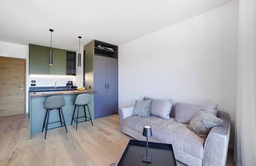 Rifiano Apartamento | Apartamento estudio 'Alivo Living Apartment Olivia' con vistas a la montaña y terraza compartida