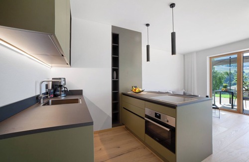 Rifiano Apartamento | Apartamento estudio 'Alivo Living Apartment Olivia' con vistas a la montaña y terraza compartida