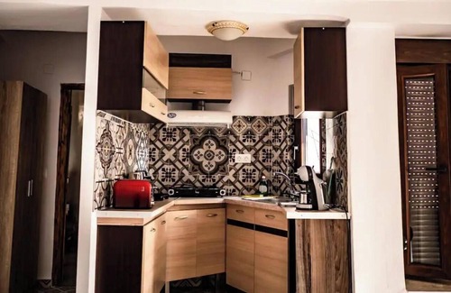 Kouroutai Apartamento | Apartamento estudio 'Asfentamos' con vistas a la montaña, Wi-Fi y aire acondicionado.