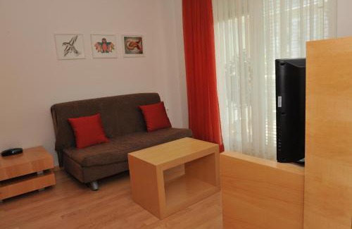 Bezigrad District Apartamento | Studio Apartment Bor Tour As Ljubljana