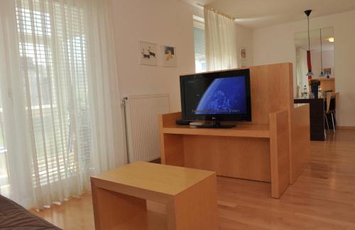 Bezigrad District Apartamento | Studio Apartment Bor Tour As Ljubljana