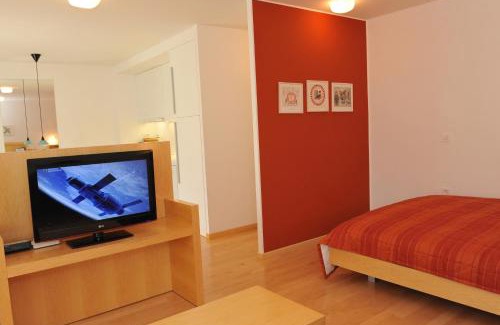 Bezigrad District Apartamento | Studio Apartment Bor Tour As Ljubljana