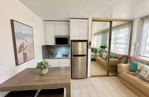 Parque Apartamento | Studio Apartment by the Beach, Pool, Nightlife and Eats