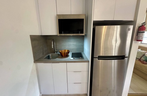 Parque Apartamento | Studio Apartment by the Beach, Pool, Nightlife and Eats