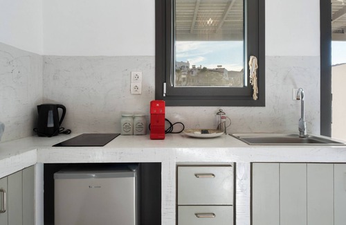 Merichas Apartamento | Estudio 'Calm Suites Kythnos 1' con vistas al mar, Wi-Fi y aire acondicionado