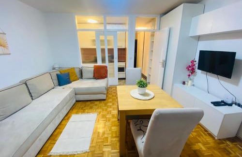 Novi Grad Sarajevo Apartamento | Studio Apartment Dobrinja