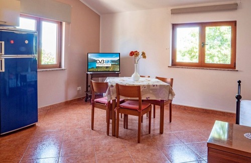Vizinada Apartamento | Studio Apartment Gianni with balcony