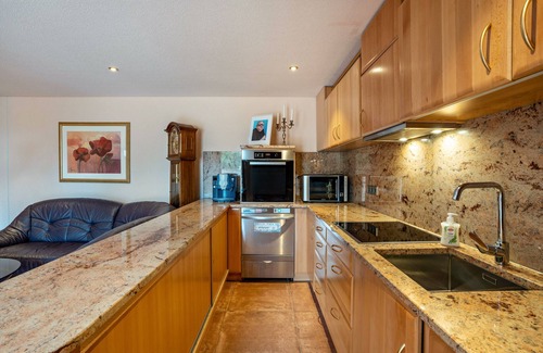 Sasbach Apartamento | Apartamento estudio 'Haus Am Bächel 2' con terraza compartida y Wi-Fi