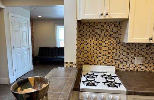 Curtis Park Apartamento | Studio apartment in 1886 schoolhouse, near RiNo