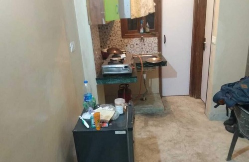 Malviya Nagar Apartamento | Apartamento estudio con vista al centro comercial City Walk