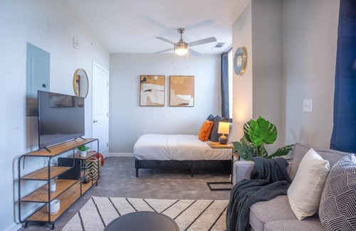 Central Business District Apartamento | Studio Apartment in the heart of Downtown Mobile!!