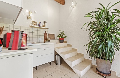 Carces Apartamento | Apartamento estudio 'La Cascade De Carces' con terraza privada, Wi-Fi y aire acondicionado.