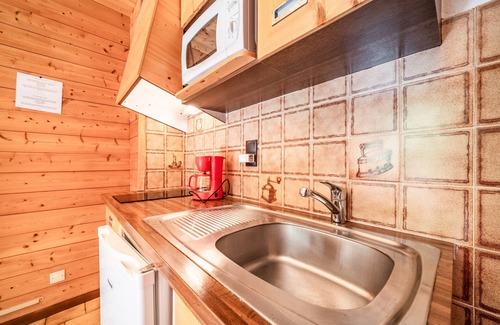 Chatel Apartamento | Apartamento estudio 'Le Cabri - 2 Pers' con vistas a la montaña, balcón y Wi-Fi
