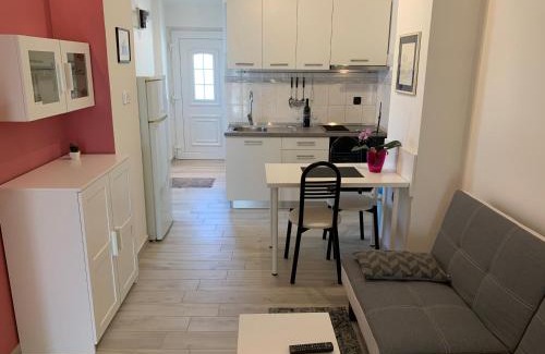Pjescana Uvala Apartamento | Studio apartment Martina -80m from the sea-