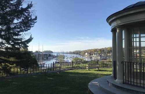 Lincolnville Apartamento | Studio Apartment on lake near Camden, Maine.