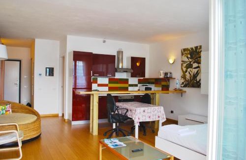 Argegno Apartamento | Studio Apartment Open Space with Terrace