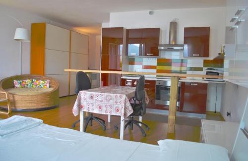 Argegno Apartamento | Studio Apartment Open Space with Terrace