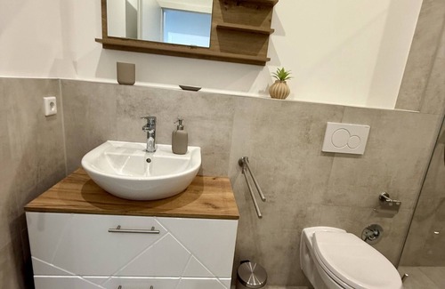 Rhein-Erft-Kreis District Apartamento | Estudio-Apartamento-Baño Privado-Vista al patio