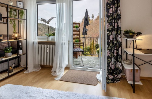 Triberg im Schwarzwald Apartamento | Apartamento-estudio "Sonnenhof" con balcón y Wi-Fi