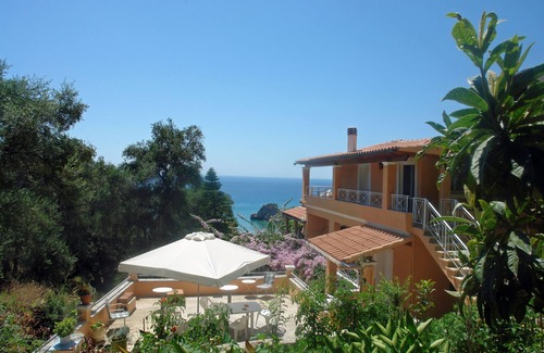 Parelia Apartamento | Studio Apartment Tonia With sea View and Garden - Pelekas Beach, Corfu