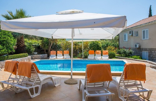 Molunat Apartamento | Apartamento tipo estudio con vista al mar