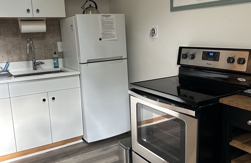 Devil's Thumb - Rolling Hill Apartamento | Apartamento estudio con senderos y vida urbana