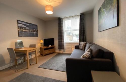 Kelso Apartamento | Studio Apartments on the Square