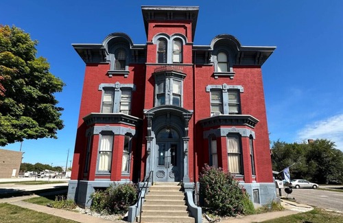 Bay City Apartamento | Studio Apt #9 in a Historical Downtown Home