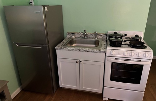 Willoughby Spit Apartamento | Studio Apt. at the Boat House - Water Front, Pet Friendly, WiFi, Smart TV