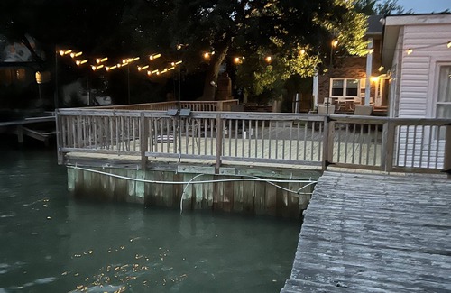 Willoughby Spit Apartamento | Studio Apt. at the Boat House - Water Front, Pet Friendly, WiFi, Smart TV