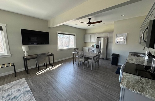 Northpoint Apartamento | Studio apt w/ laundry + parking