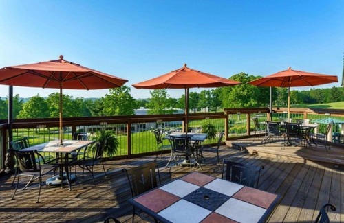 Cheat Lake Apartamento | Studio at Lakeview Golf Resort w Fitness Center