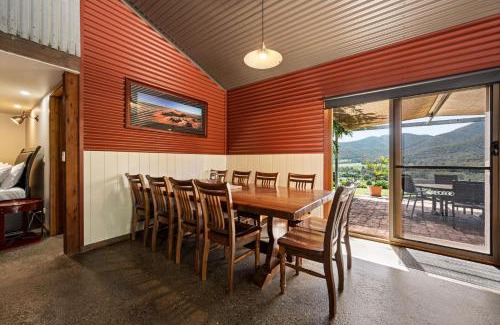 Bright Casa | Studio at Quins Gap Retreat
