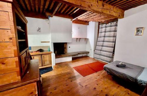Secteur 2 Apartamento | Studio Atypique en Hyper Centre - Calme avec Wifi