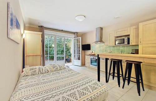 Callian Apartamento | Studio au calme, piscine, animaux admis, climatisation, Var - FR-1-779-17