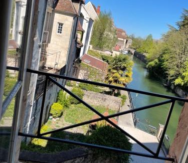 Dole Apartamento | Studio au Moulin " La Plage " Vue unique sur la Petite Venise