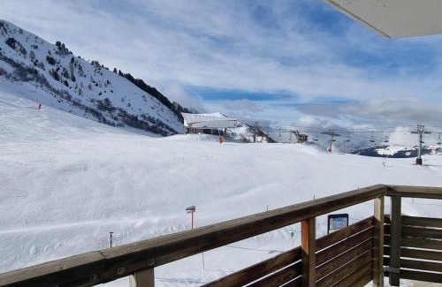 Aime Apartamento | Studio au pied des pistes avec grand balcon et cuisine équipée - FR-1-181-2731