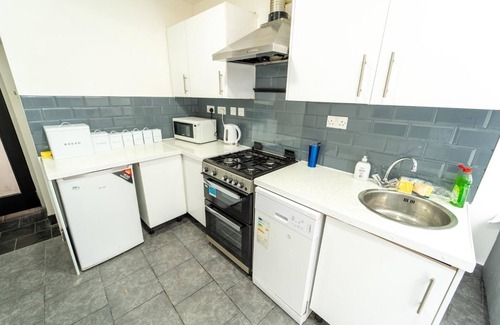 Birmingham Apartamento | Studio Available Close to Queen Elizabeth Hospital