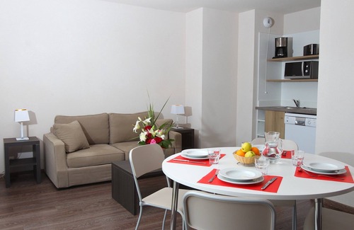 Roz-sur-Couesnon Apartamento | Studio tranquille avec accès au sauna et à la piscine!