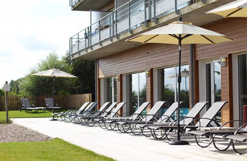 Roz-sur-Couesnon Apartamento | Studio tranquille avec accès au sauna et à la piscine!