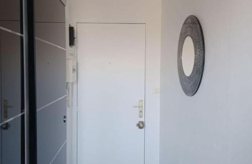 Bellerive-sur-Allier Apartamento | Studio avec très belle vue sur l Allier