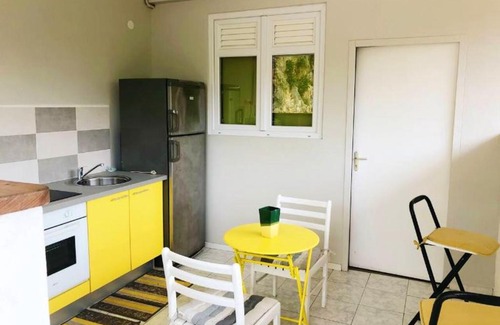 Les Abymes Apartamento | Studio avec jardin et wifi a Les Abymes