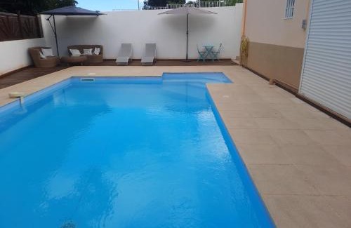 Saint-Claude Casa | Studio avec piscine privée, idéalement situé