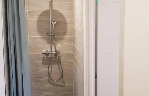 Jayat Apartamento | studio avec terrasse au calme