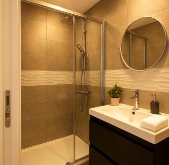 Trans-en-Provence Apartamento | Studio Azzurro, parking, cuisine équipée, idéal pros en déplacement