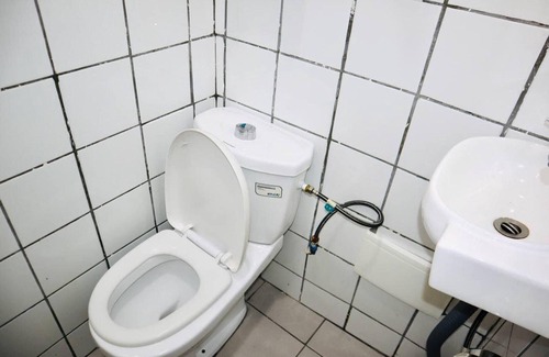 Douala Apartamento | Studio B2,b-ssadi Santa Lucia,wifi, Canal, Gardien