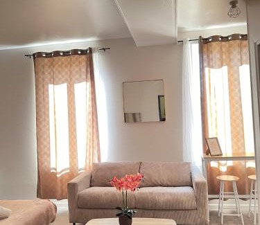 Meaux Apartamento | Studio B3 - Centre-Ville Meaux - Proche Disneyland