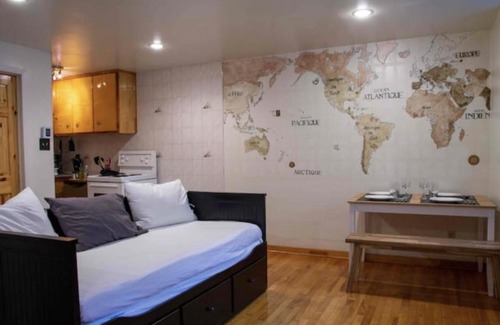 Shaughnessy Village Apartamento | Studio Basement in Downtown