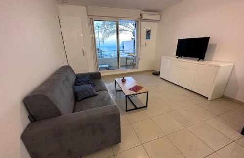 Saint-Denis Apartamento | Studio Bellepierre