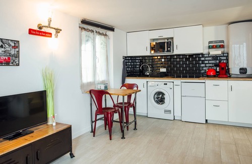 Le Perreux-sur-Marne Apartamento | Studio BISTROT cerca de PARIS y DISNEYLAND - WIFI GRATUITO
